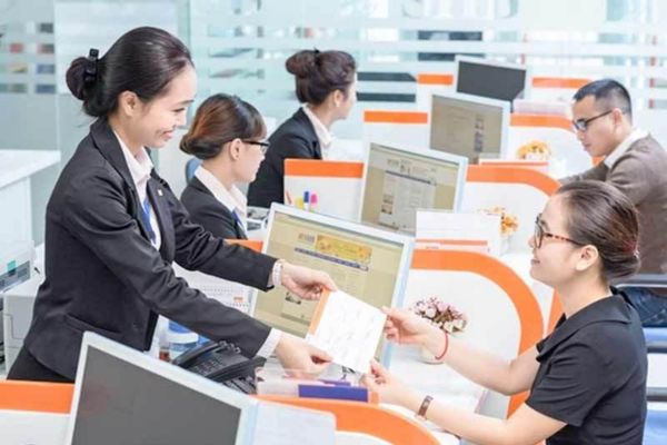 luong tai chinh ngan hang moi ra truong