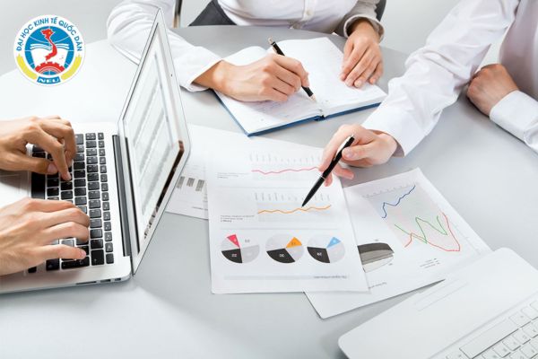 Những điều cần biết về bằng cử nhân quản trị kinh doanh